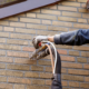 Isoleren van de spouwmuur met EPS-parels