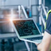 De afgelopen jaren hebben er veel verschillende veranderingen plaatsgevonden in de Belgische bouwindustrie. Technologie vooruitgang veranderd ons dagelijks leven en heeft ook zeker de manier waarop we bouwen in België veranderd. In deze blog onderzoeken we de impact die van digitalisering en automatisering voor de bouwsector.